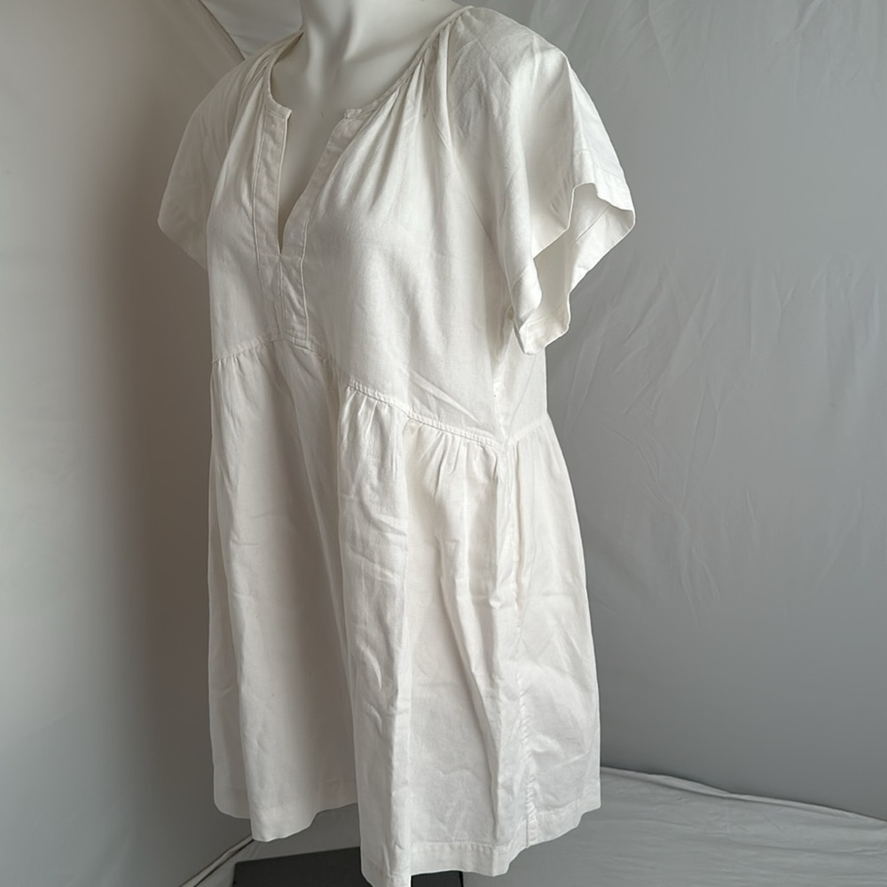 Universal Thread White Split V-Neck Empire Waist … - image 3